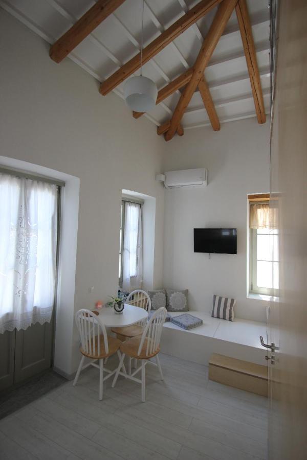 L Anima Boutique Suites Skiathos Town Exterior foto